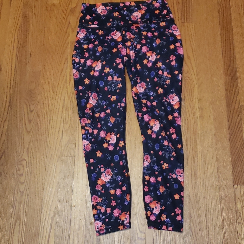 Like new high waisted printed Pureluxe capri
